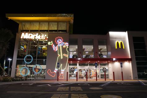 Largest mcdonald's in orlando. Things To Know About Largest mcdonald's in orlando. 